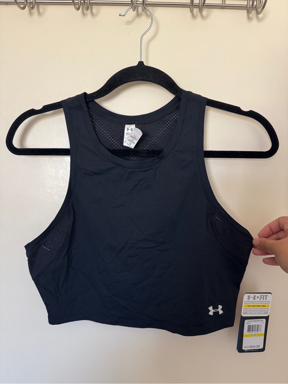 Under Armour Black Cropped Training Tank Top size M NWT